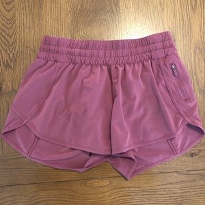Size 6 Lululemon Tracker Short